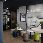 Ibis Budget Bord De Μεντόν