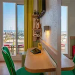Ibis Budget Bord De Μεντόν