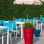Ibis Budget Bord De Ξενοδοχείο Μεντόν