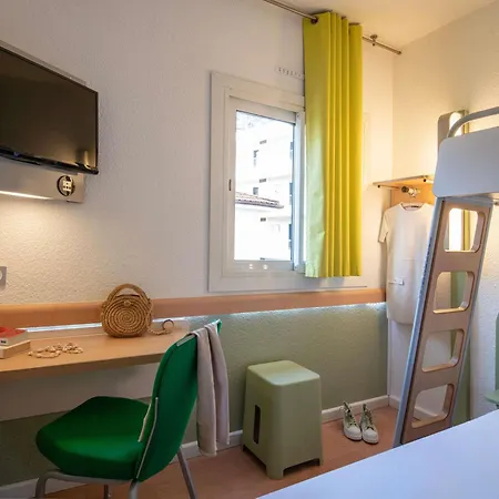 Hotel Ibis Budget Bord De