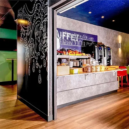 Ibis Budget Bord De Menton