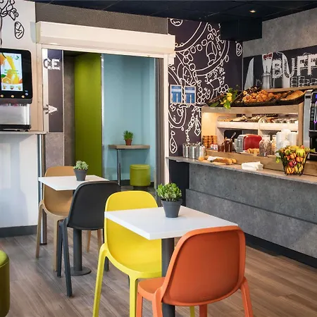 Hotel Ibis Budget Bord De Mentone