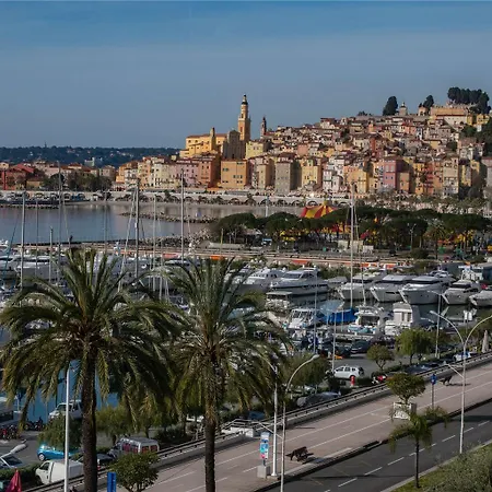 Ibis Budget Bord De Menton