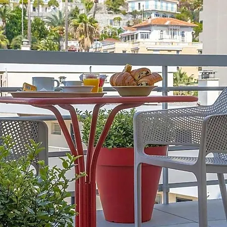 Hotel Ibis Budget Bord De 2*