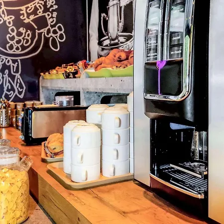 Ibis Budget Bord De Hotel Mentona