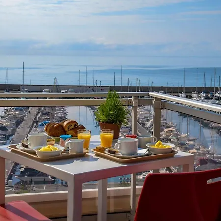 Ibis Budget Bord De Menton