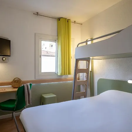 Hotel Ibis Budget Bord De 2*